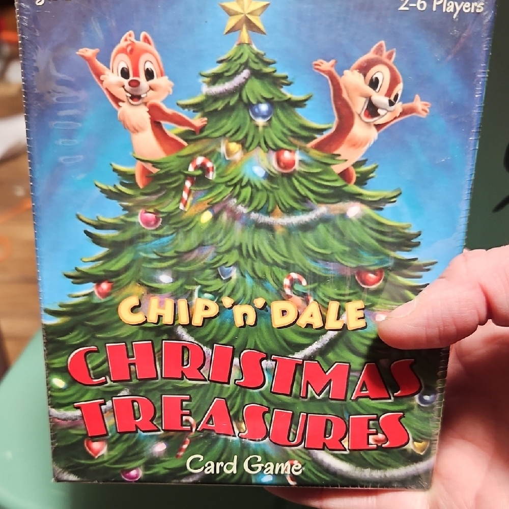 FUNKO GAMES DISNEY CHIP 'N' DALE CHRISTMAS TREASURES GAME: NEW